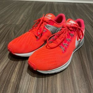 Nike Air Zoom Structure 22s 👟